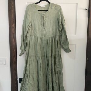Linen long sleeve maxi dress in sage
